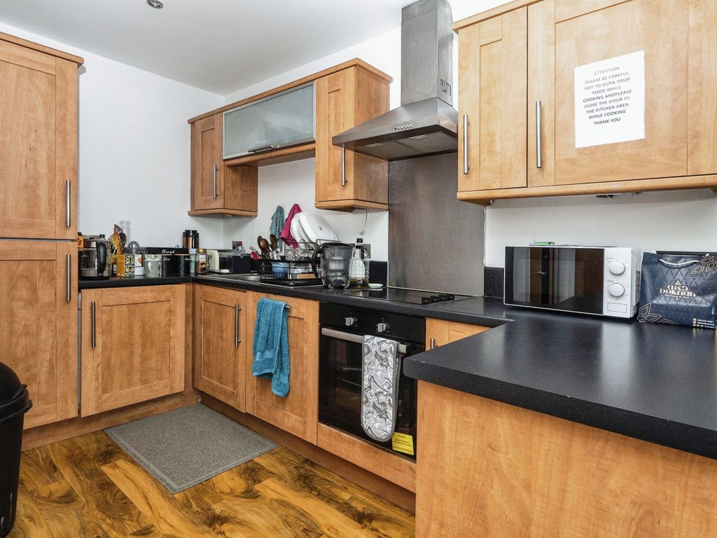 2 bed flat for sale in Bath Lane, Leicester, Leicestershire LE3, £160,000