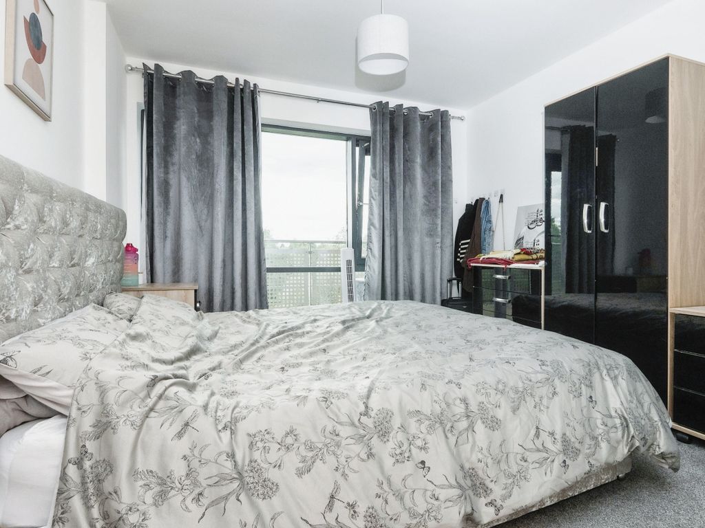 2 bed flat for sale in Bath Lane, Leicester, Leicestershire LE3, £160,000