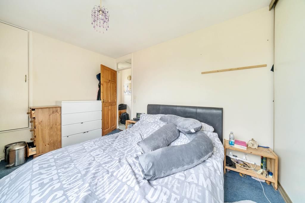 1 bed maisonette for sale in Highworth, Wiltshire SN6, £85,000