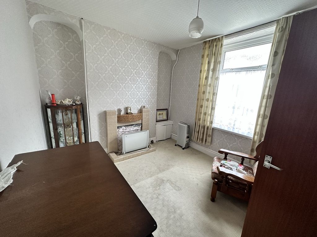 3 bed property for sale in Howard Street, Treorchy, Rhondda Cynon Taff. CF42, £99,995