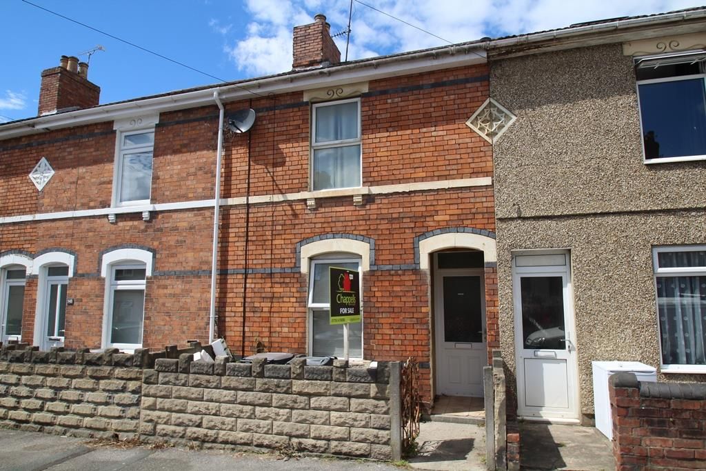2 bed terraced house for sale in Redcliffe Street, Swindon SN2, £200,000