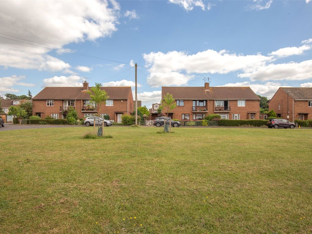 2 bed flat for sale in Bradeston Grove, Frenchay, Bristol BS16, £235,000