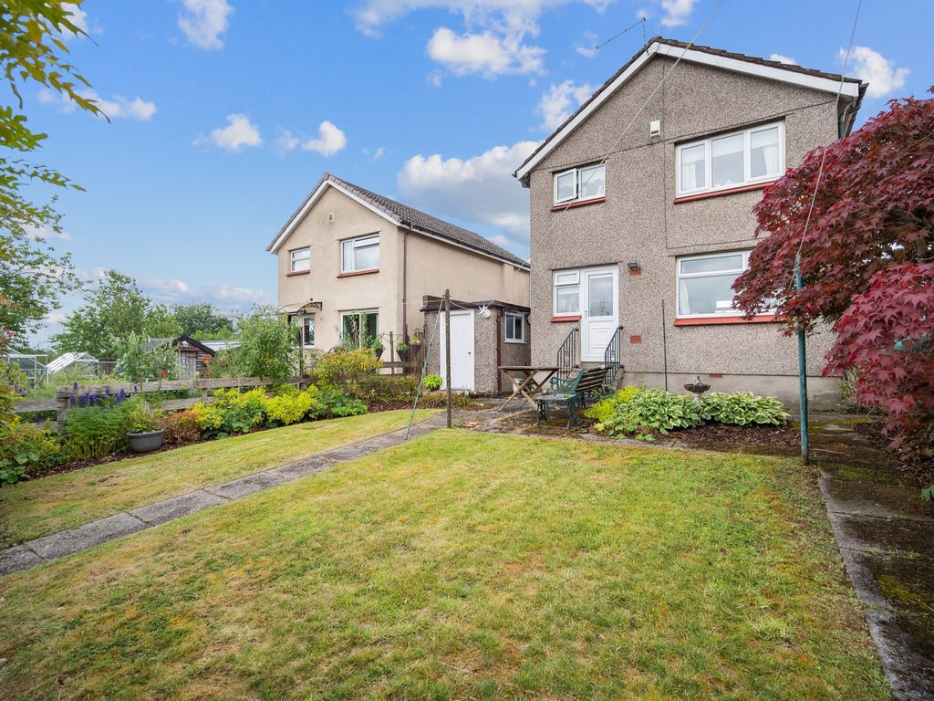 3 bed detached house for sale in Braehead Road, Hardgate, West Dunbartonshire G81, £205,000