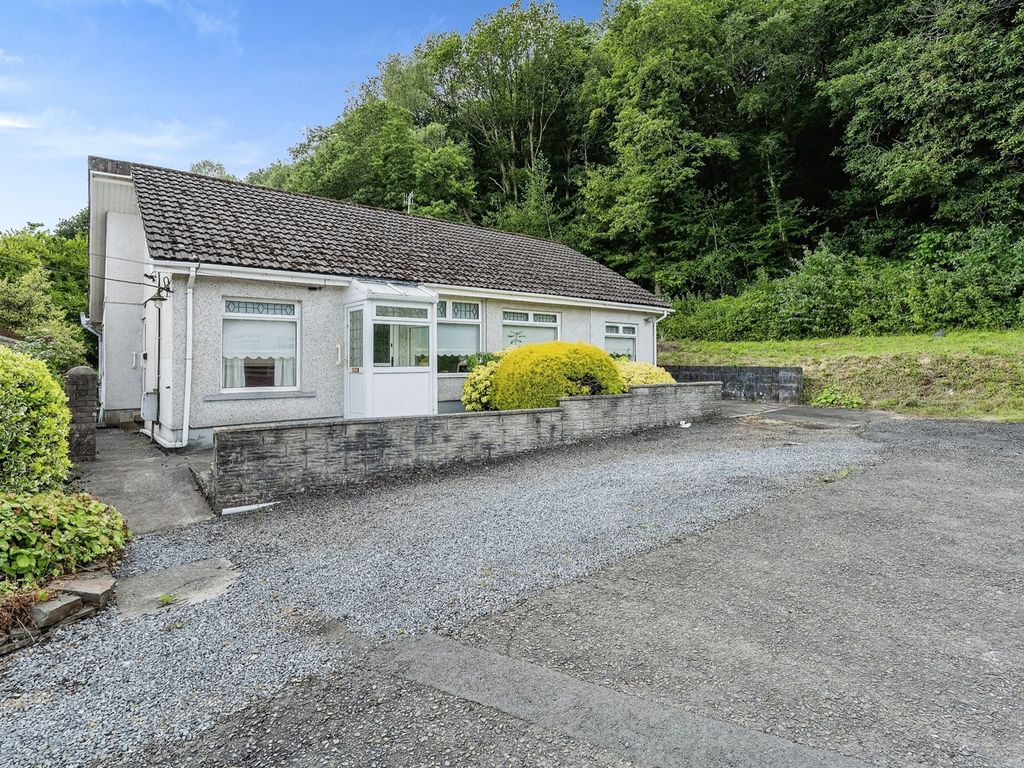 3 bed detached bungalow for sale in Woodside, Cadoxton, Neath SA10, £230,000