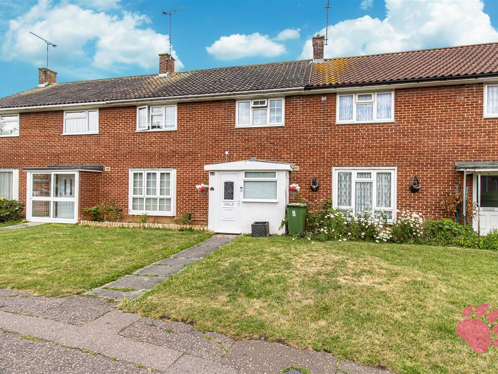 3 bed terraced house for sale in Linford Drive, Basildon SS14, £325,000