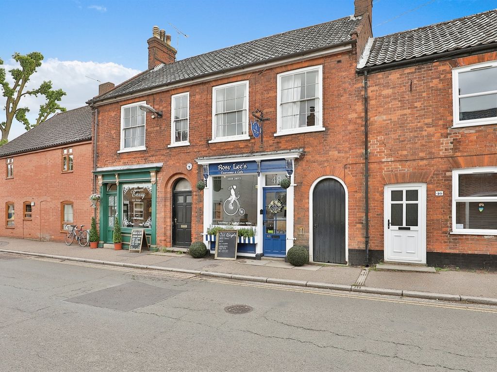 Commercial property for sale in Bridge Street, Loddon, Norwich NR14, £70,000