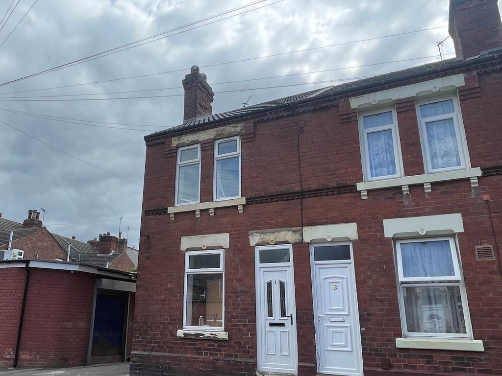 2 bed end terrace house for sale in Apley Road, Hyde Park, Doncaster DN1, Doncaster,, £90,000