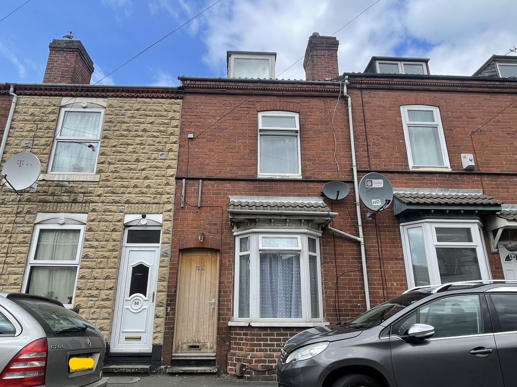 3 bed terraced house for sale in Apley Road, Hyde Park, Doncaster DN1, Doncaster,, £95,000