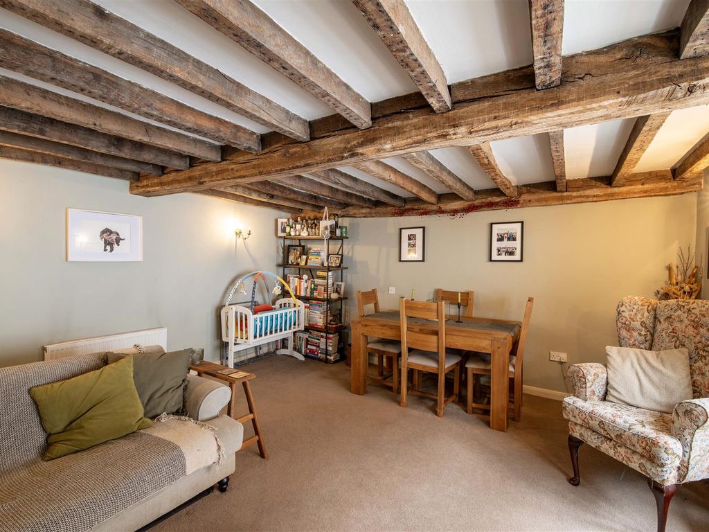 2 bed flat for sale in Geoffrey Buckingham Close, Hingham, Norwich NR9, £225,000