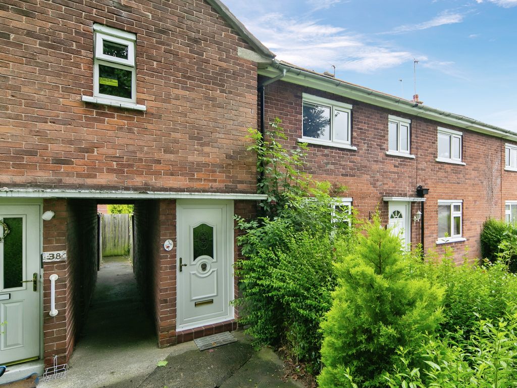2 bed flat for sale in Willow Grove, Chester, Cheshire CH2, £150,000
