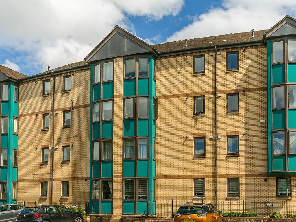 2 bed flat for sale in Rutland Court, Kinning Park, Glasgow G51, £150,000
