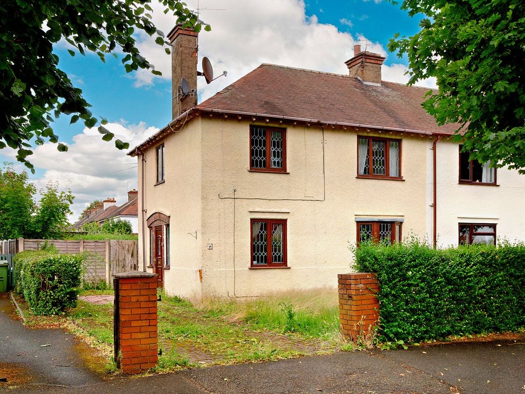 3 bed semi-detached house for sale in Fairway, Stafford ST16, £152,000