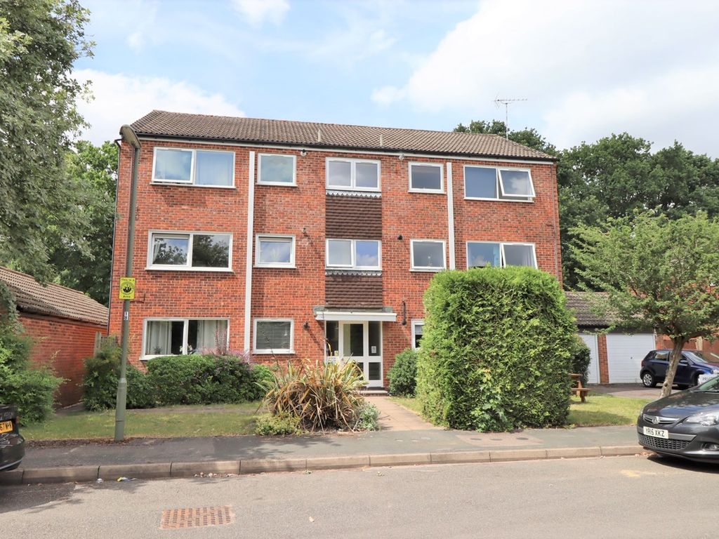 2 bed flat for sale in Henley Drive, Frimley Green, Camberley GU16, £250,000