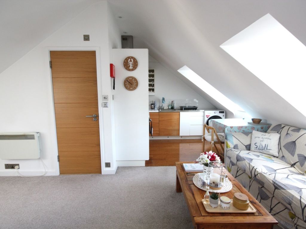 1 bed flat for sale in La Colomberie, St Helier, Jersey JE2, £290,000