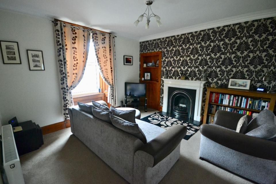 1 bed flat for sale in 21/3, Lothian Street Hawick TD9, £59,995