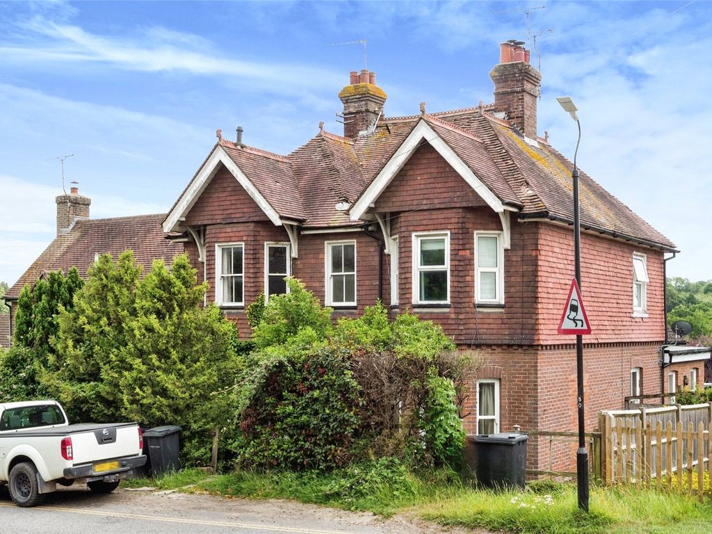 1 bed flat for sale in Brightling Road, Robertsbridge, East Sussex TN32, £175,000
