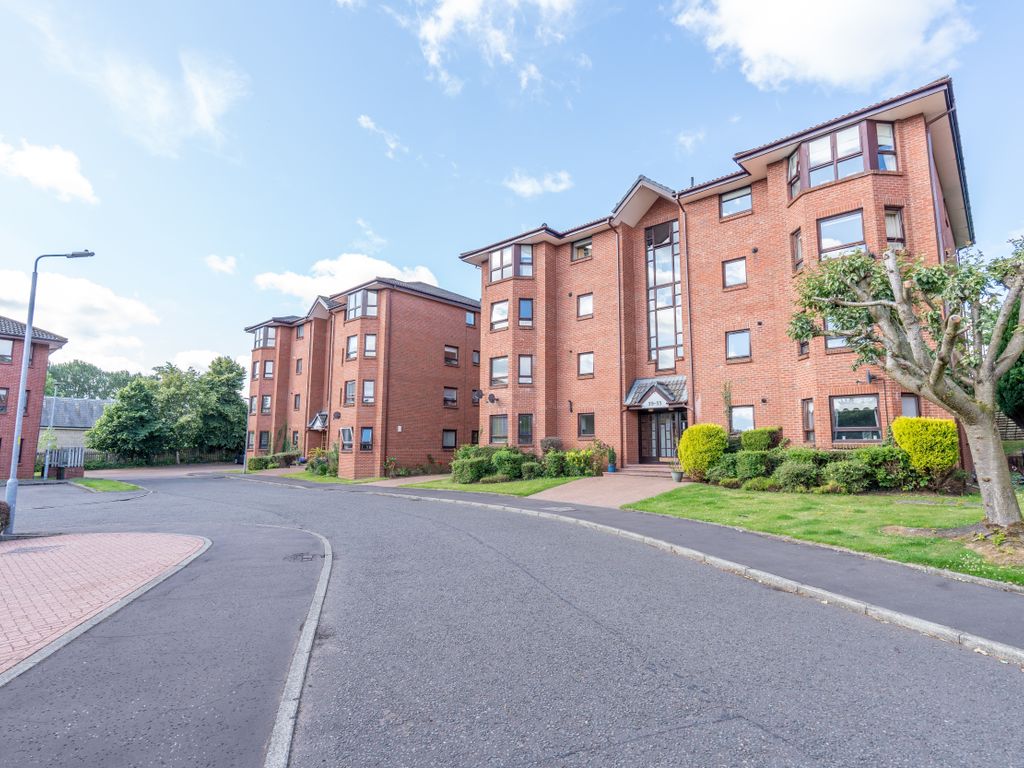 2 bed flat for sale in Mote Hill, Hamilton ML3, £145,995