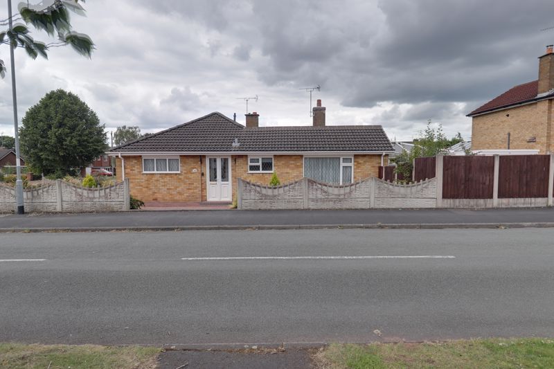 2 bed bungalow for sale in Hartland Avenue, Weeping Cross, Stafford ST17, £285,000