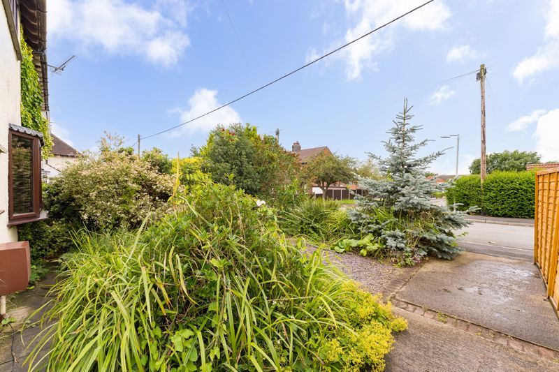 2 bed property for sale in Farm Road, Rudheath, Northwich CW9, £165,000