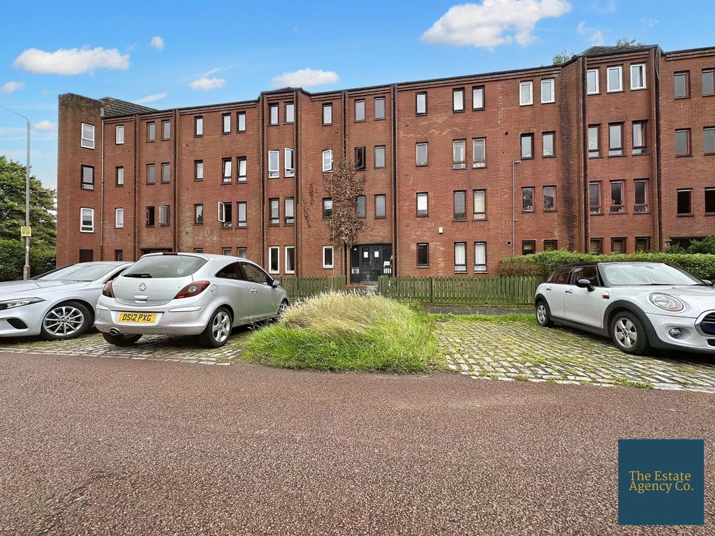 1 bed flat for sale in Gladstone Street, Glasgow G4, £100,000