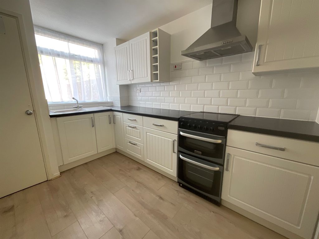 3 bed property for sale in Round Wood, Llanedeyrn, Cardiff CF23, £180,000
