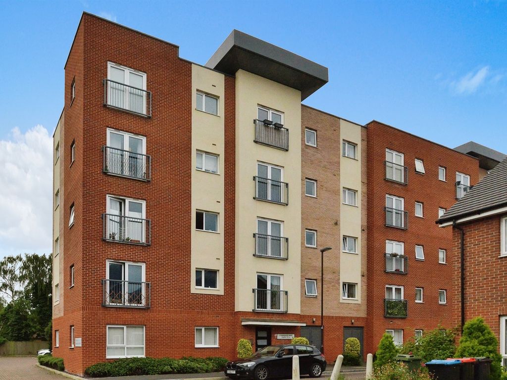 2 bed flat for sale in Marquess Drive, Bletchley, Milton Keynes MK2, £210,000
