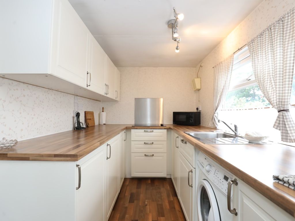 2 bed mobile/park home for sale in Wootton Hall, Wootton Wawen, Henley-In-Arden B95, £165,000