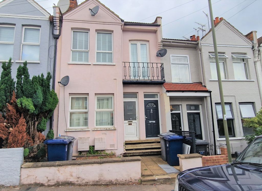 2 bed maisonette for sale in Welbeck Road, New Barnet, Barnet EN4, £299,950