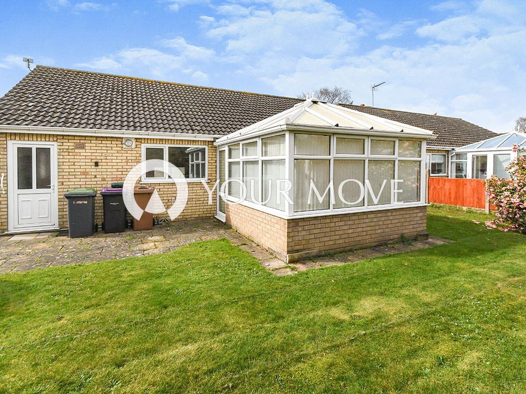 2 bed bungalow for sale in Pendine Crescent, North Hykeham, Lincoln, Lincolnshire LN6, £250,000