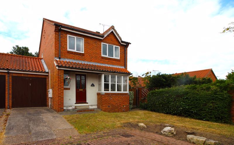 3 bed detached house for sale in Church View, Ollerton, Newark NG22, £190,000