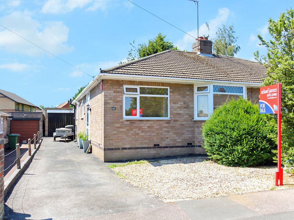 2 bed semi-detached bungalow for sale in Harvey Road, Wellingborough NN8, £245,000