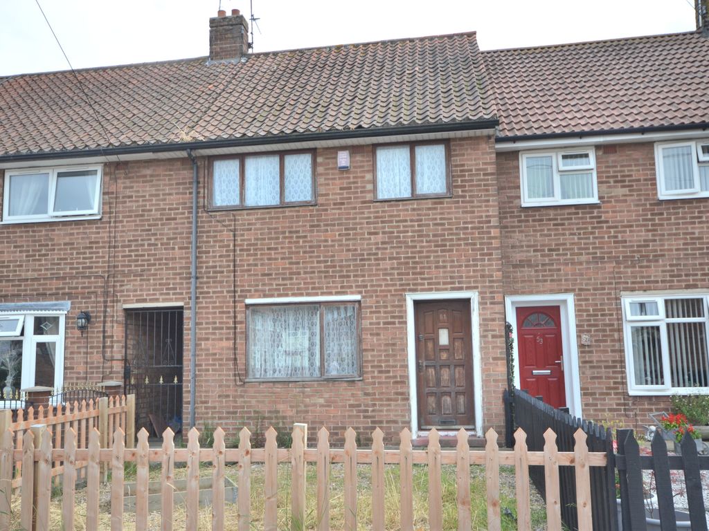 3 bed terraced house for sale in Stalybridge Avenue, Hull HU9, £80,000