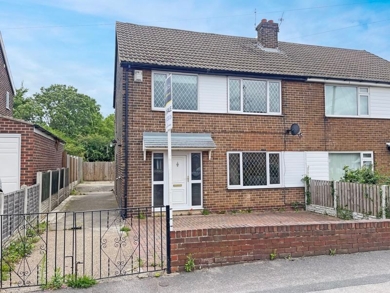 3 bed semi-detached house for sale in South View Gardens, Pontefract WF8, £180,000