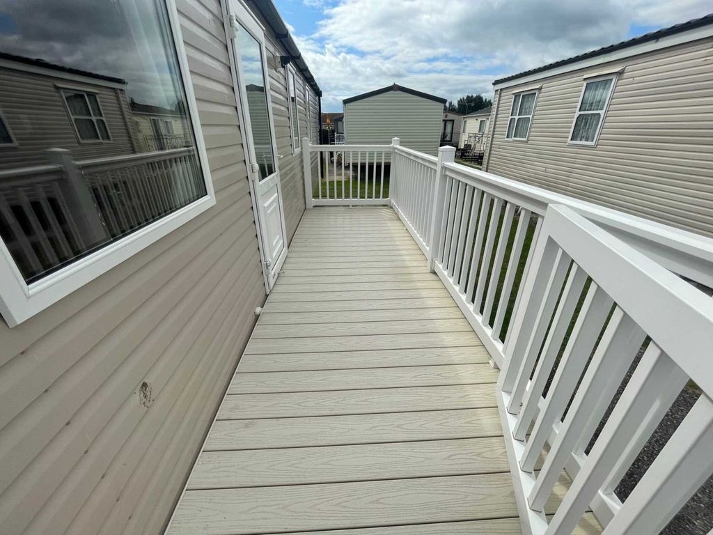 2 bed mobile/park home for sale in Towyn, Abergele LL22, £34,250