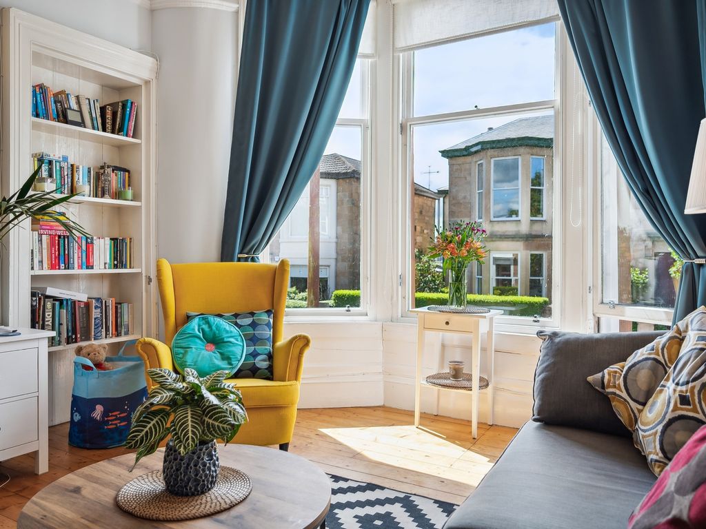 2 bed flat for sale in Fergus Drive, North Kelvinside, Glasgow G20, £189,000