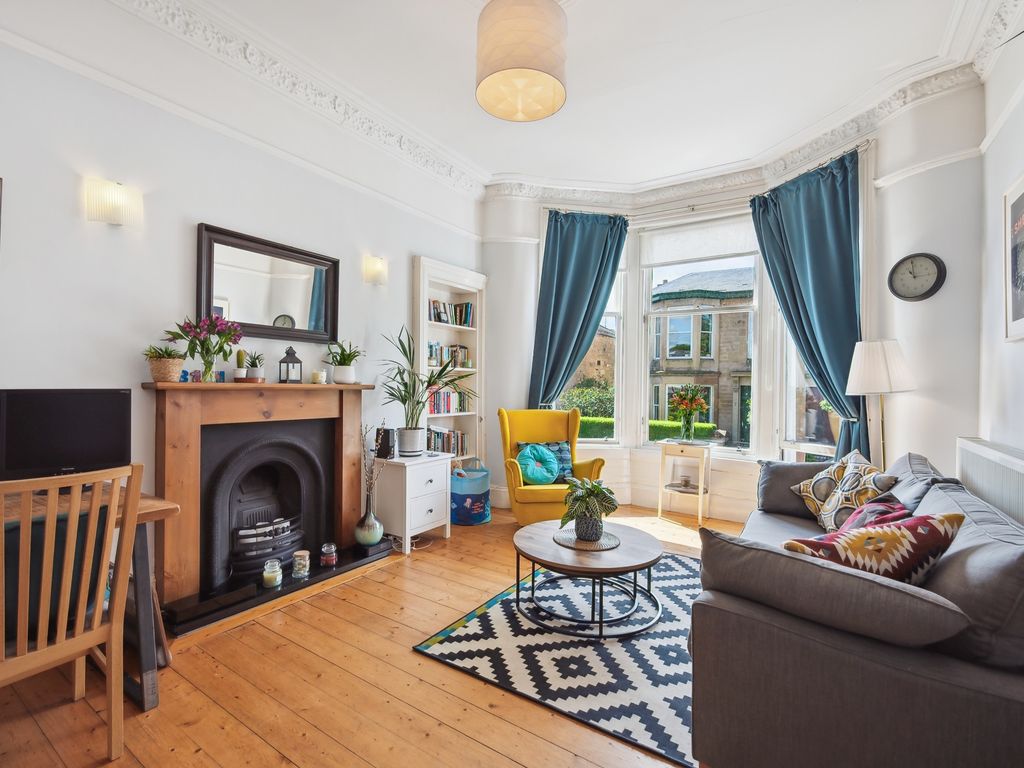 2 bed flat for sale in Fergus Drive, North Kelvinside, Glasgow G20, £189,000