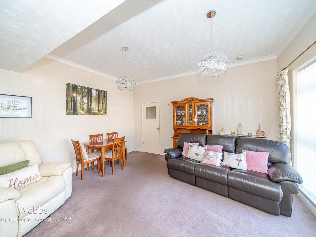 1 bed flat for sale in Lichfield Road, Bloxwich, Walsall WS3, £75,000