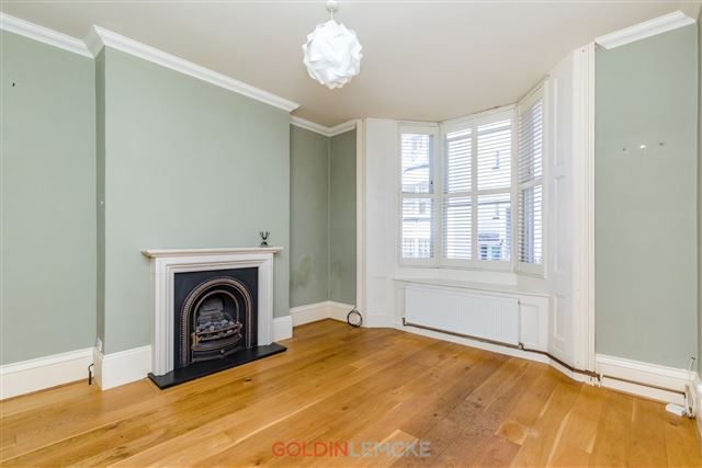 1 bed flat for sale in Devonshire Place, Brighton BN2, £325,000