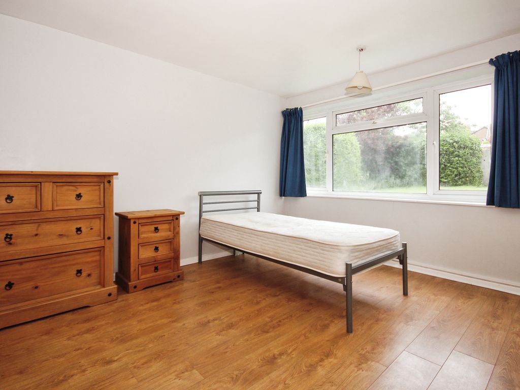 2 bed flat for sale in Milverton Terrace, Leamington Spa, Warwickshire CV32, £240,000