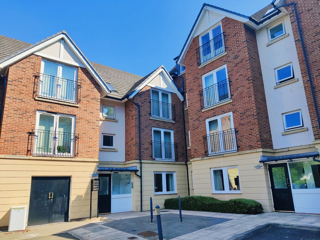 2 bed flat for sale in Shepherds Court, Durham DH1, £110,000