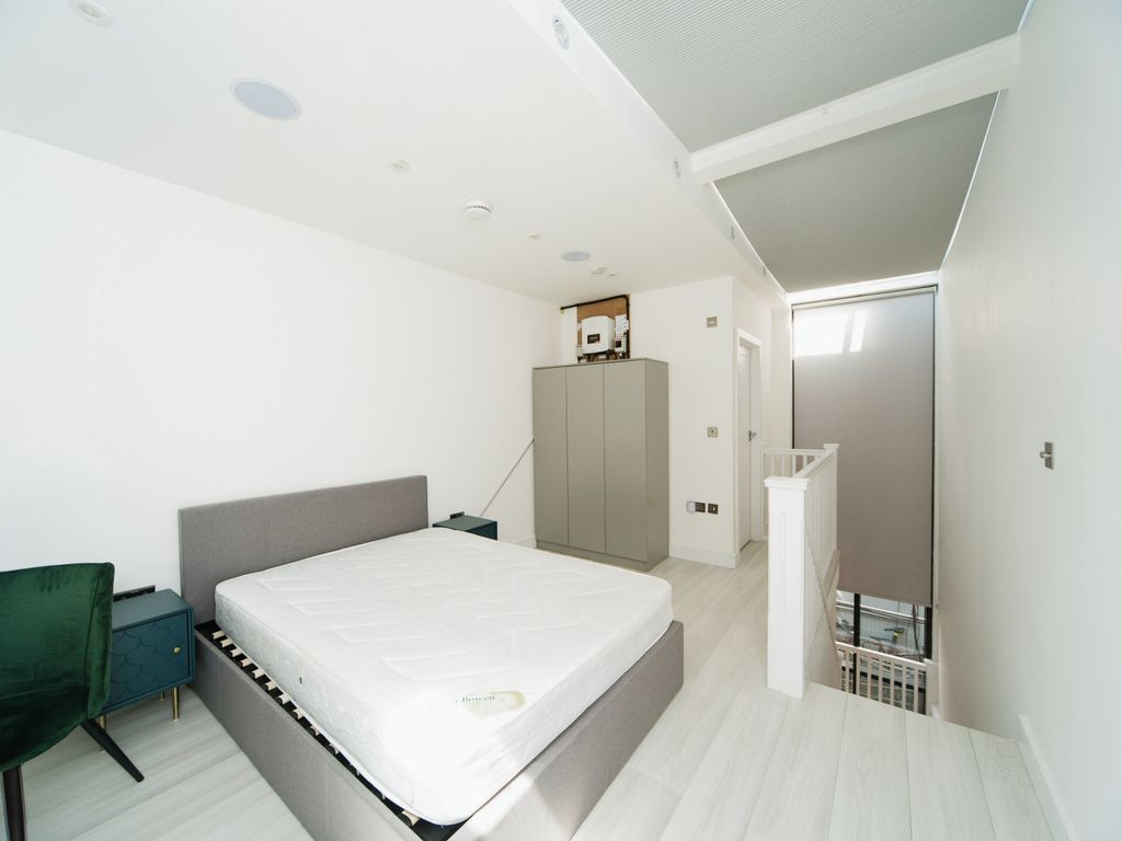 1 bed maisonette for sale in Trafalgar Court, Brighton, East Sussex BN1, £275,000
