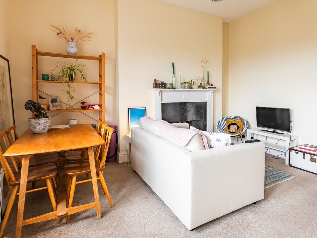 1 bed flat for sale in Redland Road, Redland, Bristol BS6, £230,000