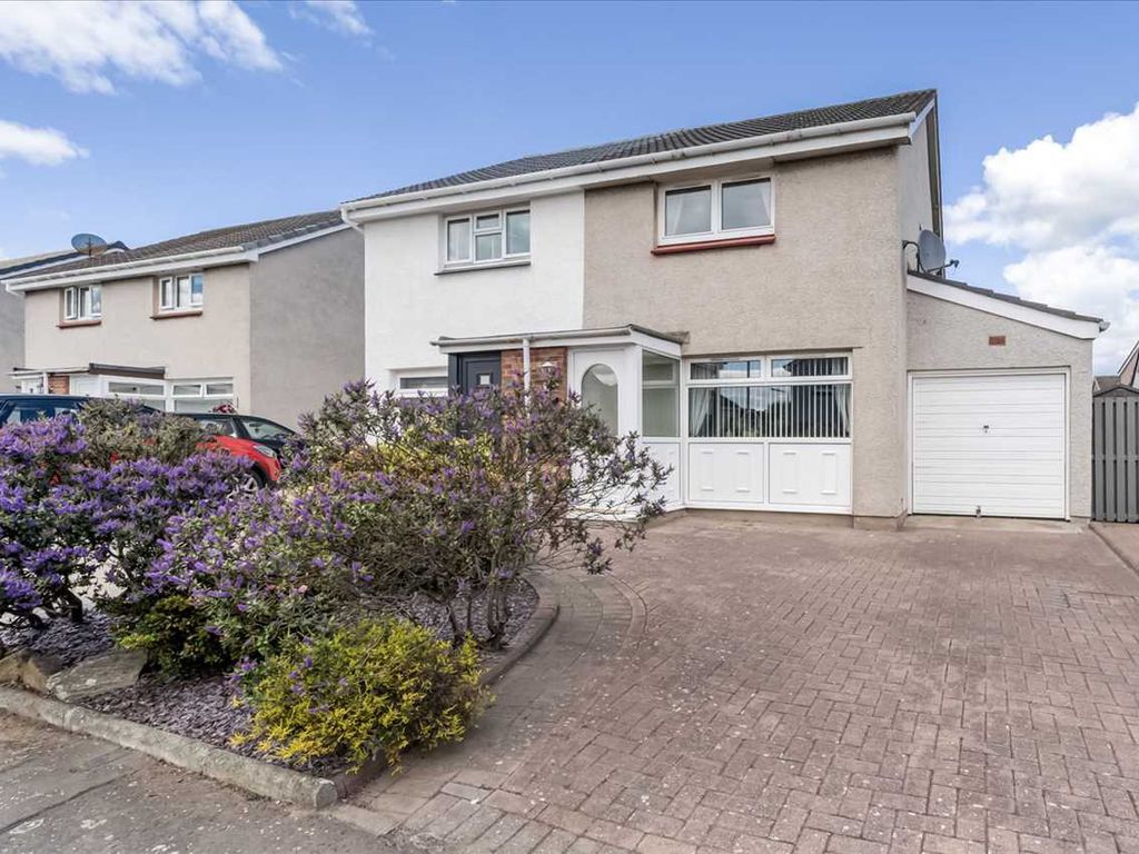 3 bed property for sale in Steeple Crescent, Dalgety Bay, Dunfermline KY11, £219,995