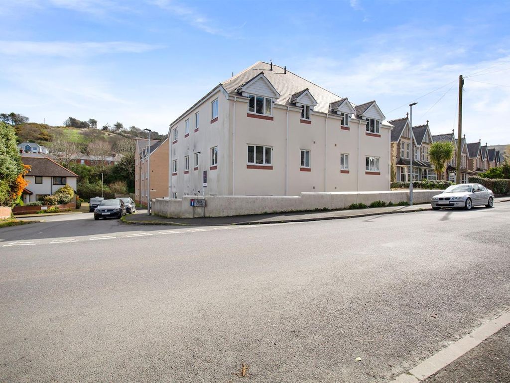 1 bed flat for sale in Park Court, Ilfracombe EX34, £130,000
