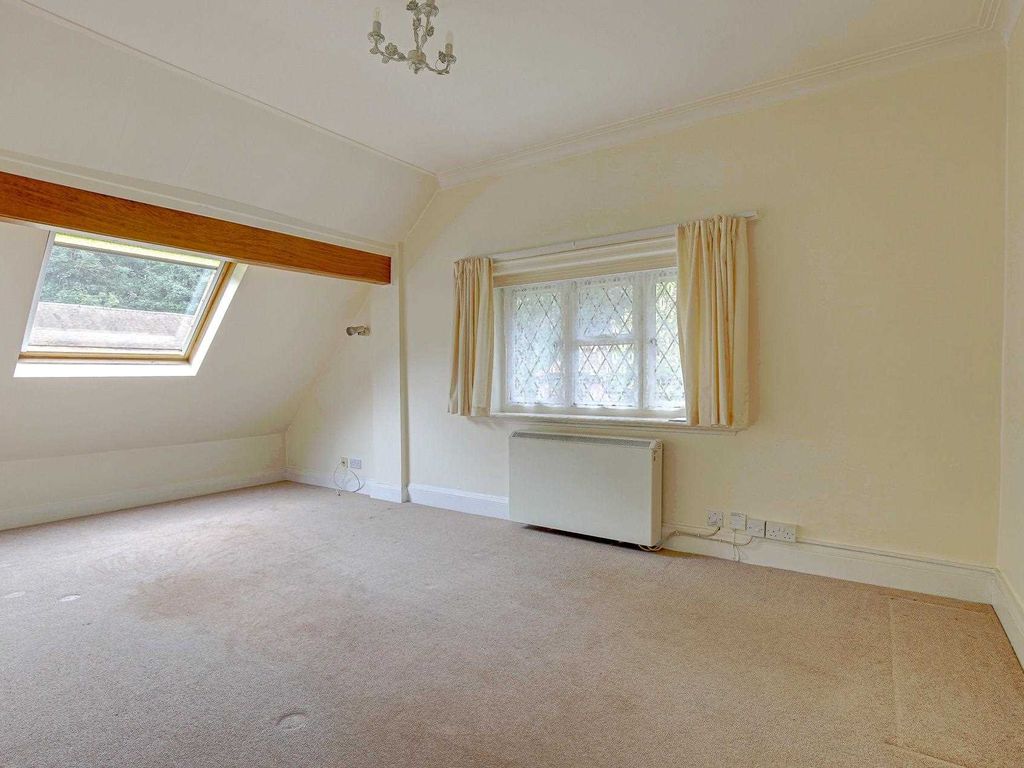 1 bed flat for sale in Woodrow Court, Caversham RG4, £125,000