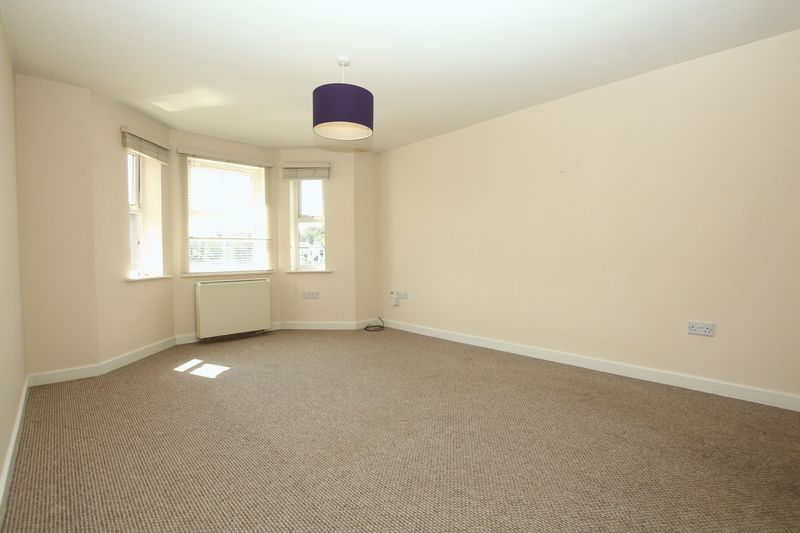 1 bed flat for sale in Fairfax Close, Biddulph, Stoke-On-Trent ST8, £82,500