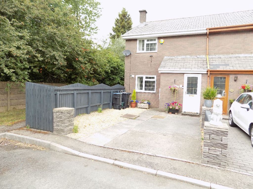 2 bed terraced house for sale in Edmunds Close, Blaina, Abertillery NP13, £160,000