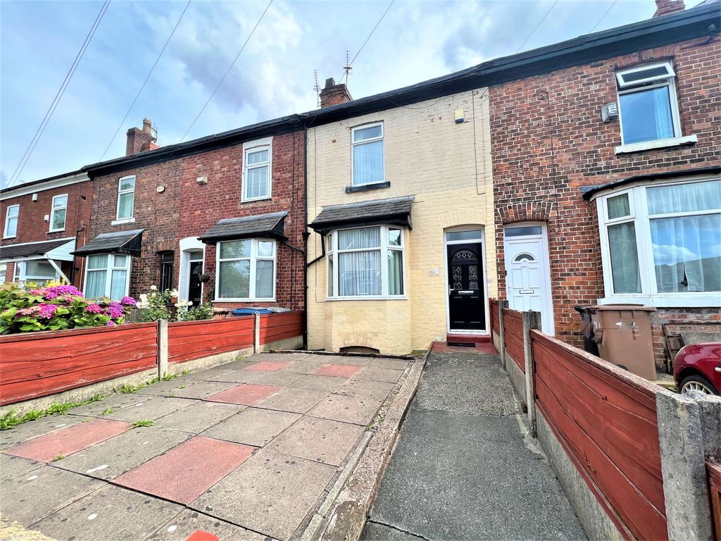 2 bed terraced house for sale in Cromwell Road, Eccles M30, £160,000
