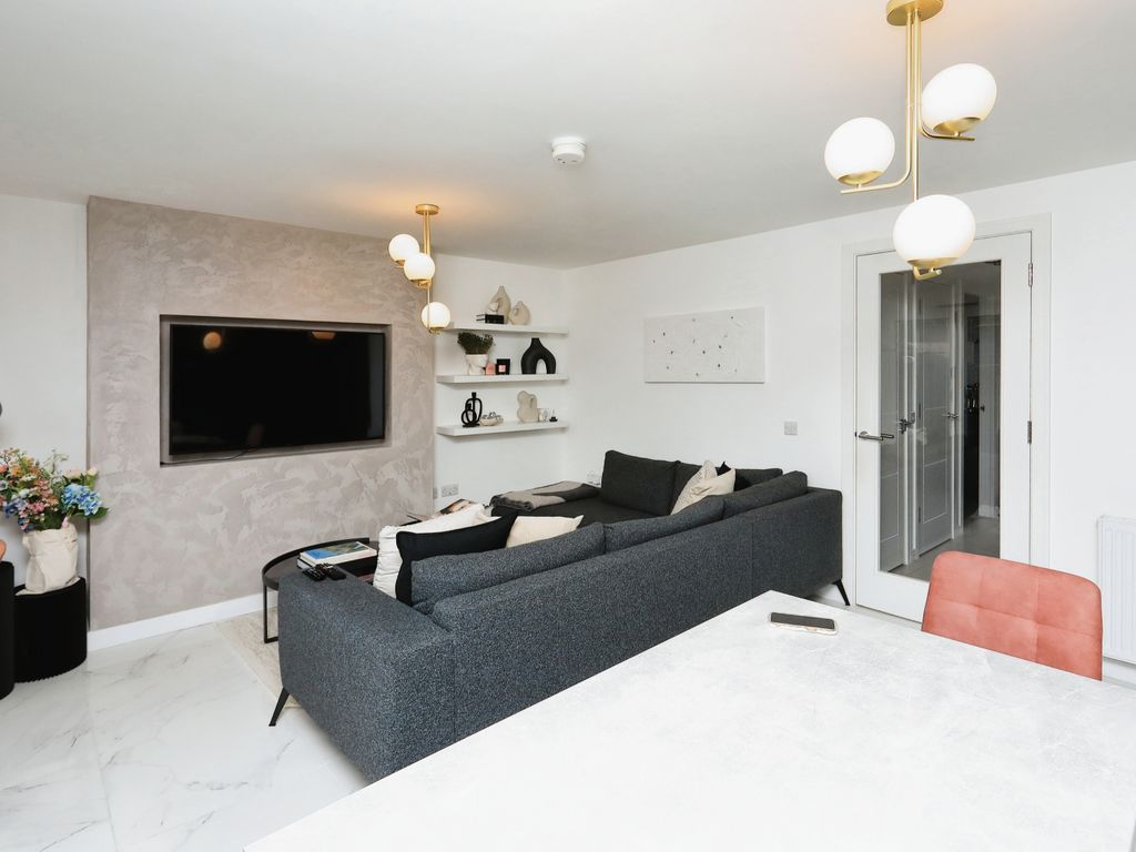 3 bed terraced house for sale in Inchinnan Road, Renfrew PA4, £210,000