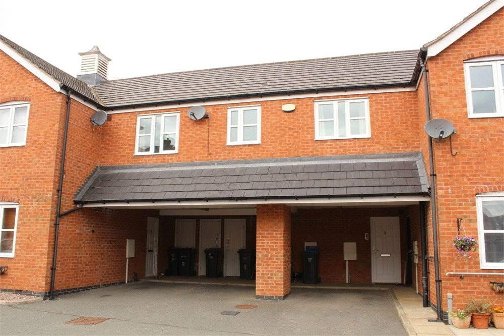 1 bed flat for sale in Cheney Court, Husbands Bosworth LE17, £115,000